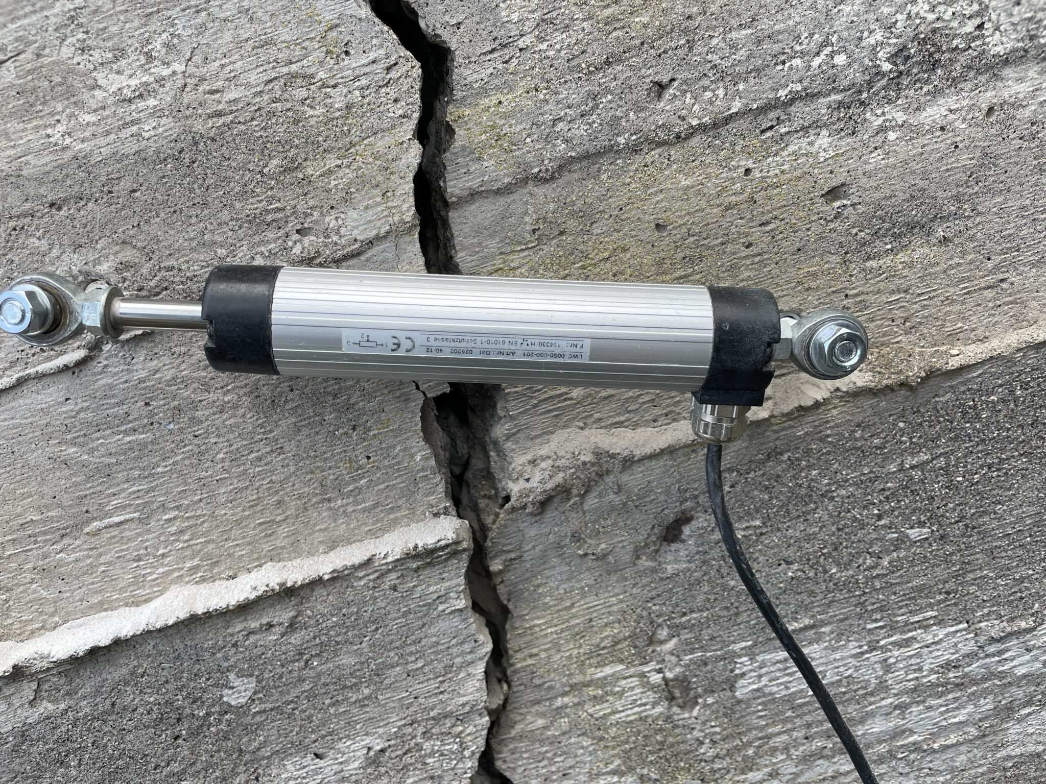 Monitoraggio Muro di Sostegno - Castellammare